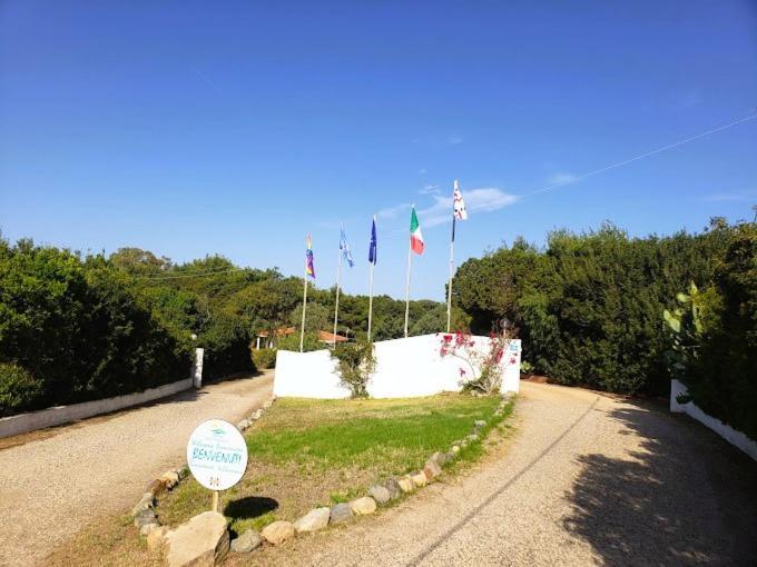 Happy Camp Mobile Homes In Camping Village Baia Paradiso Badesi Bagian luar foto